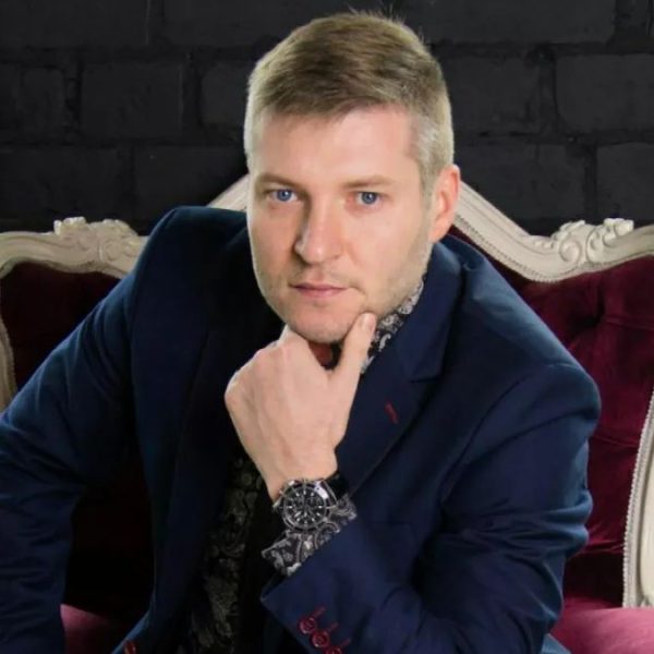 Нотаріус Федосенко Костянтин Олегович