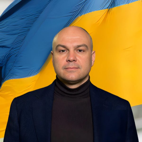 Нотаріус Сперчун Олександр Олександрович